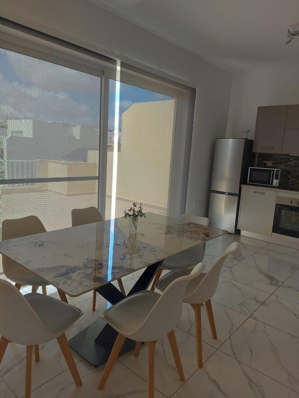 Central Apartment In Swieqi Is-Swieqi Extérieur photo